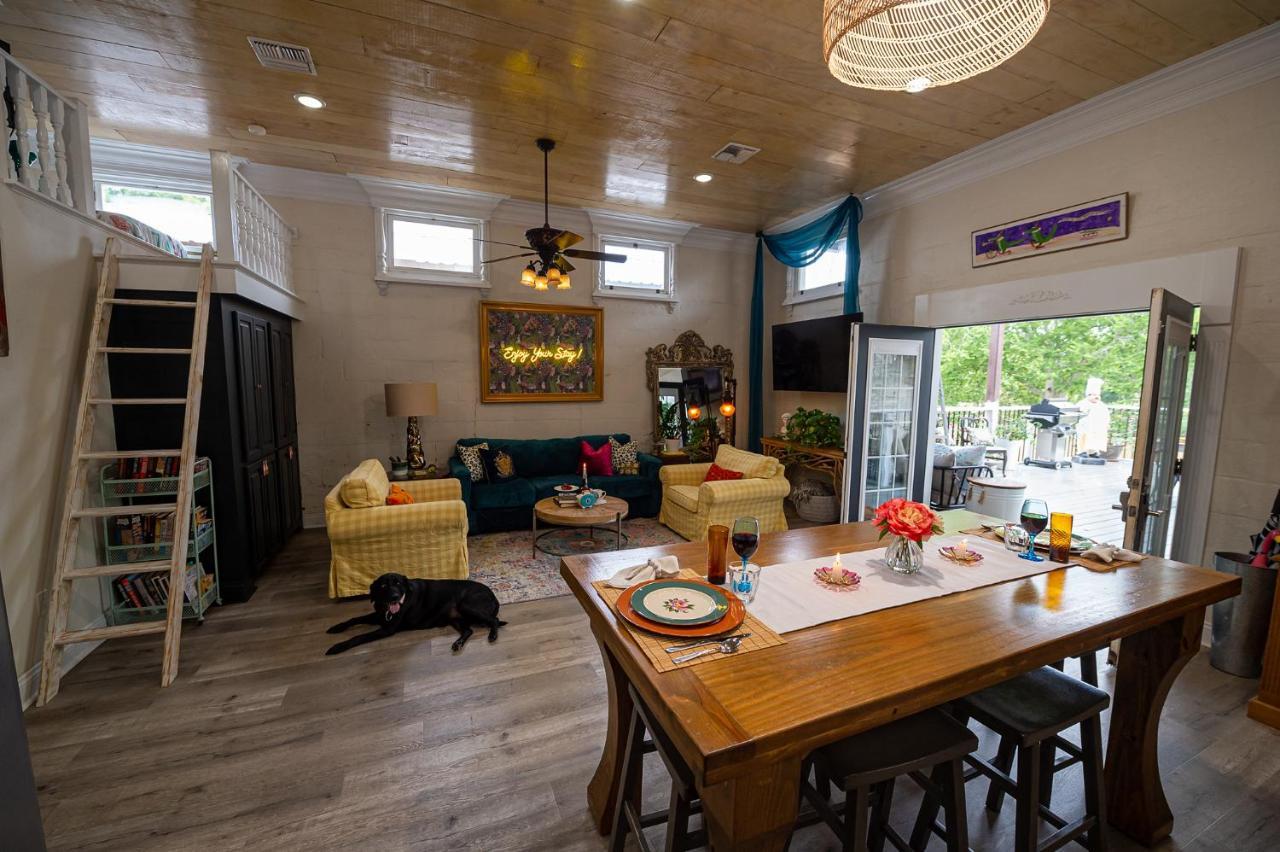 Chateau Royale, Pet Friendly, On Bayou, Downtown! New Iberia Exterior foto